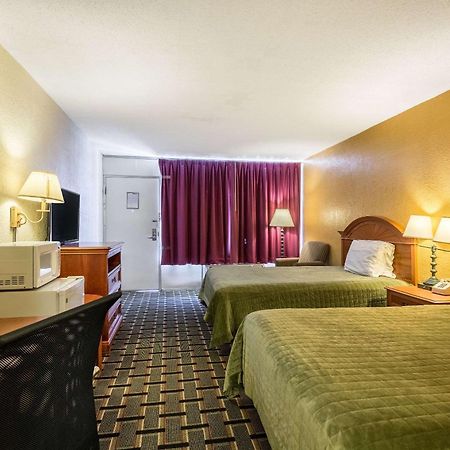 Rodeway Inn Denmark-Jackson Kültér fotó