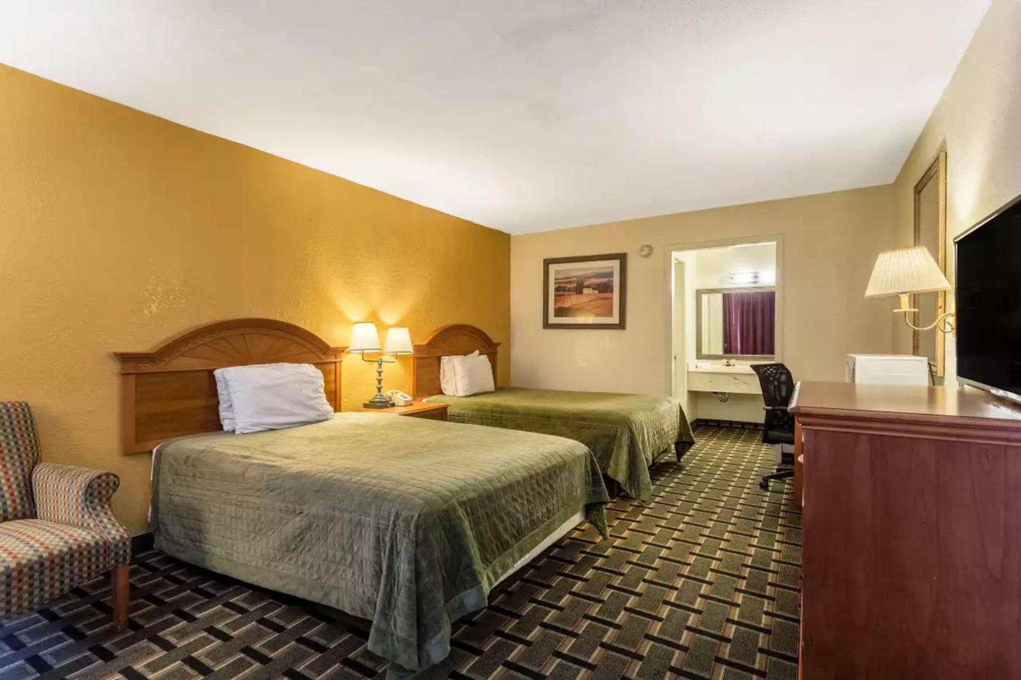 Rodeway Inn Denmark-Jackson Kültér fotó